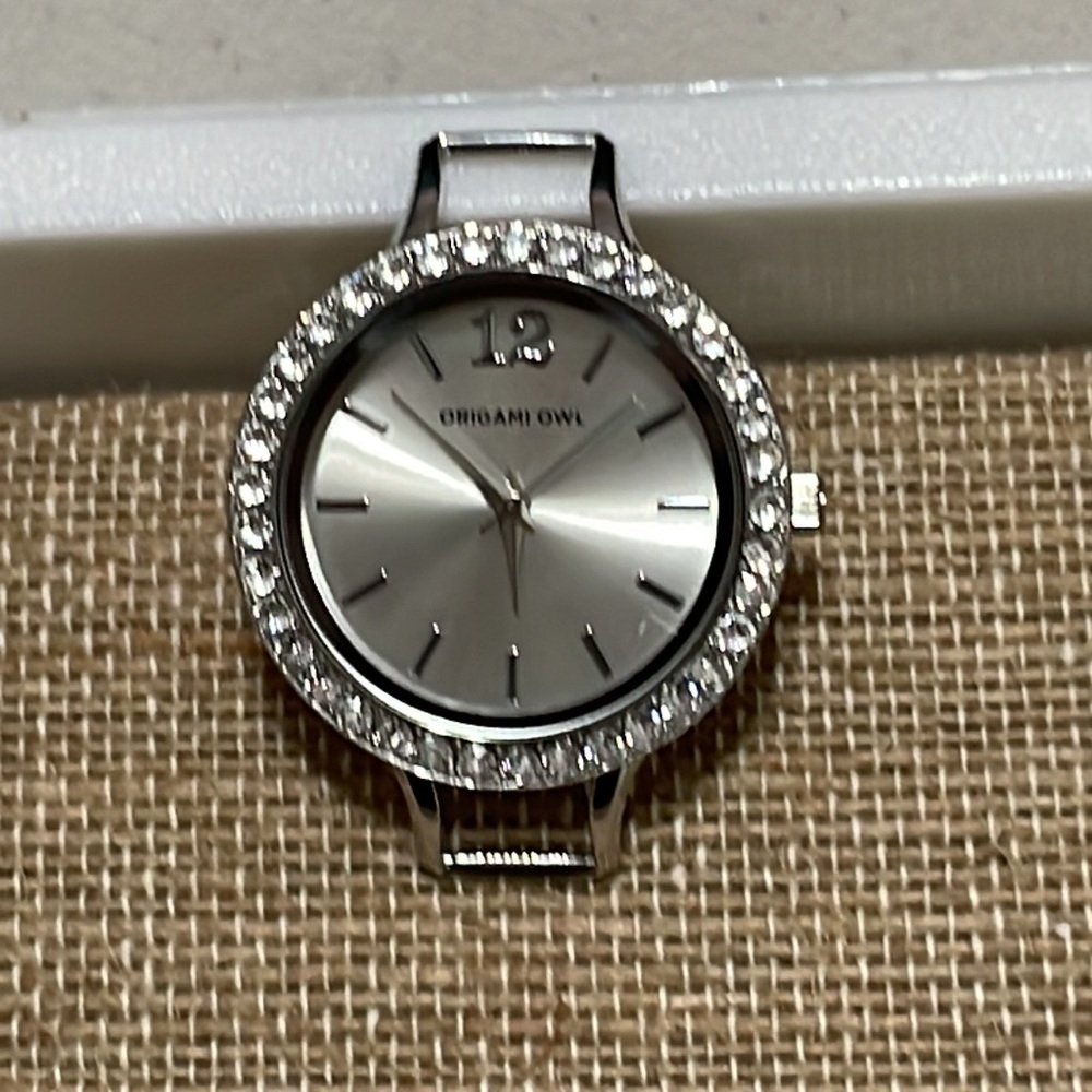 NWOT Origami Owl Signature Living Locket® Watch & Watch Face